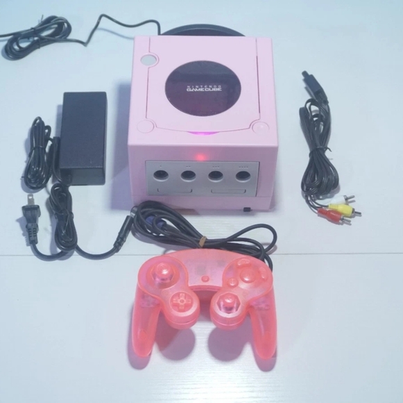 Pastel Pink Nintendo GameCube Console DOL-101 (USA) with Pink LED & Controller